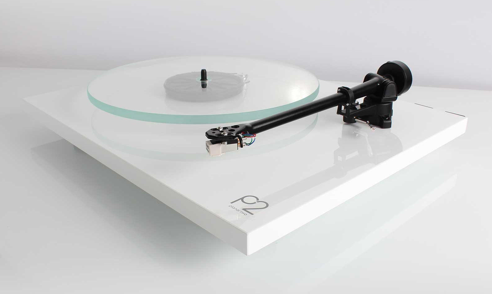 Top Modern Record Players (A Minimalist Buyer's Guide) ML